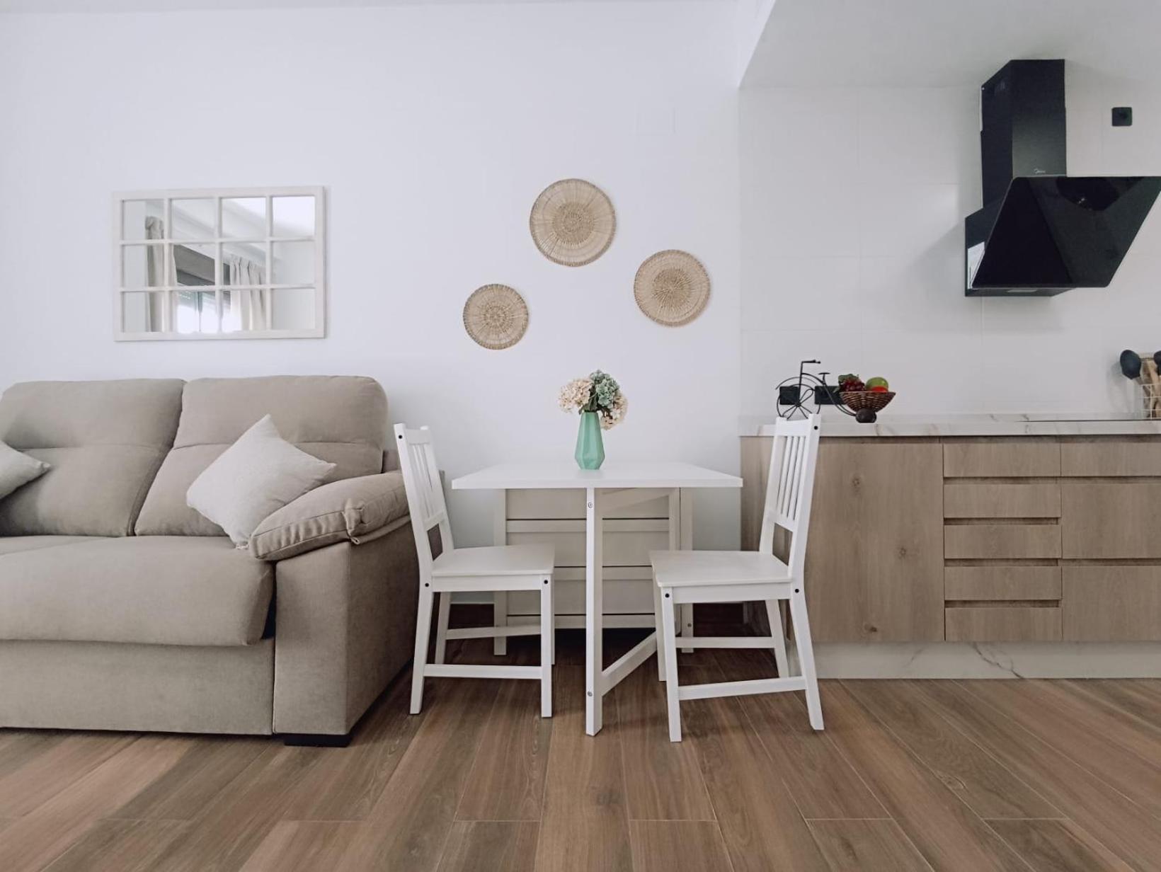 Apartamento Nuevo Centrico Con Aparcamiento Privado Incluido Alcalá de Guadaira Eksteriør billede